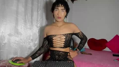 Snapshot of stannlyy chatting on October 2025 04:34:01 AM Stannly online show from October 2025 04:34:01 AM