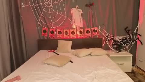 Snapshot of star_madison chatting on October 2025 09:53:02 PM Madison online show from October 2025 09:53:02 PM