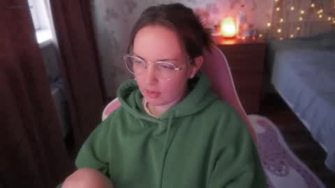 Alice online show from December 2025 08:10:01 AM