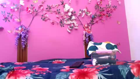 alejandra online show from June 2026 07:58:02 PM