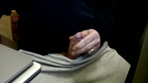 Snapshot of stargazer1069 chatting on January 2025 09:05:01 AM stargazer1069 online show from January 2025 09:05:01 AM