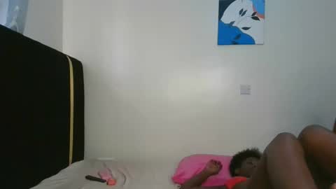 lia online show from November 2025 08:28:01 AM