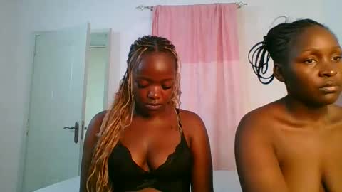 Snapshot of stargirl_lia chatting on May 2026 12:34:02 PM lia online show from May 2026 12:34:02 PM