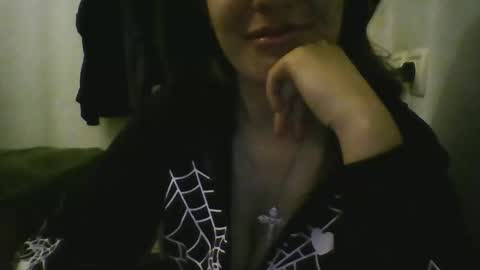 starlesseyes online show from January 2025 04:02:02 PM