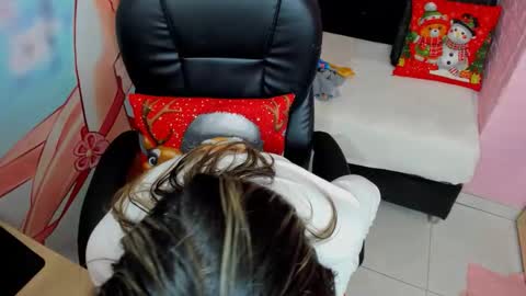 StarletTays online show from December 2025 04:10:02 AM