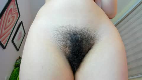 Snapshot of starlie_ chatting on April 2026 01:17:02 AM Alisson online show from April 2026 01:17:02 AM