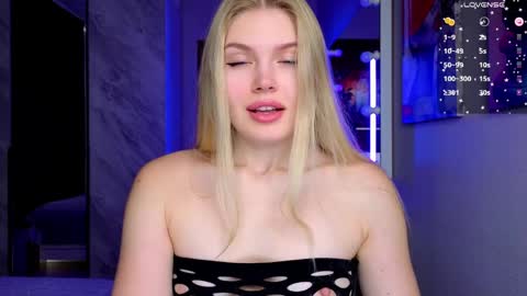 Caroline online show from March 2026 02:56:01 AM