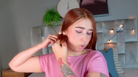 M O O N  online show from April 2026 03:29:01 AM