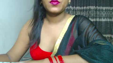 Snapshot of starrywhispers chatting on June 2026 03:57:01 PM StarryWhispers online show from June 2026 03:57:01 PM
