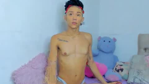 stassiebell online show from December 2024 01:28:02 PM