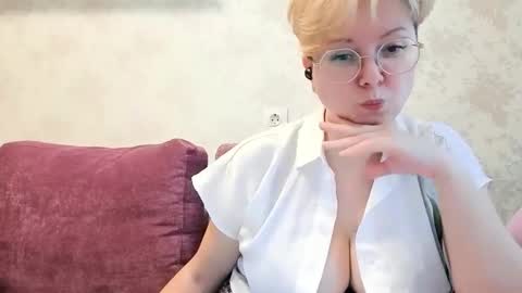 Snapshot of stasya_07 chatting on April 2026 01:52:01 PM Stasya online show from April 2026 01:52:01 PM