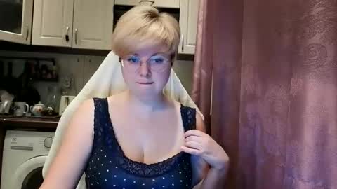 Snapshot of stasya_07 chatting on April 2026 12:05:01 AM Stasya online show from April 2026 12:05:01 AM
