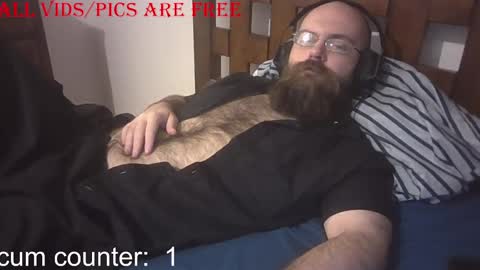 Snapshot of stealthytuna95 chatting on September 2025 12:27:01 PM mike online show from September 2025 12:27:01 PM