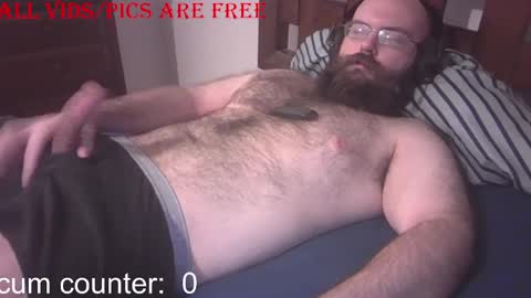 Snapshot of stealthytuna95 chatting on September 2025 10:11:02 PM mike online show from September 2025 10:11:02 PM