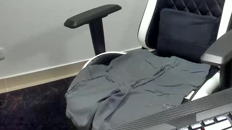 Snapshot of stebankechimba chatting on November 2025 01:28:02 AM Stebankechimba online show from November 2025 01:28:02 AM