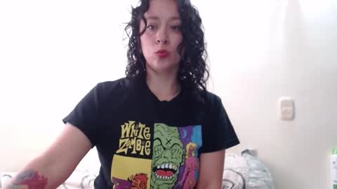 Snapshot of steel_girl chatting on September 2025 08:47:02 PM Luna Fox online show from September 2025 08:47:02 PM