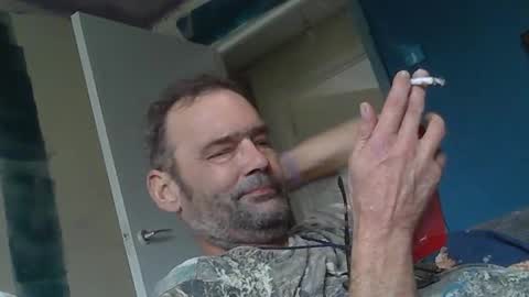 Mikee online show from September 2025 11:45:01 AM