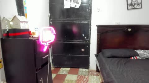 julieth-cancer online show from April 2026 01:53:01 AM