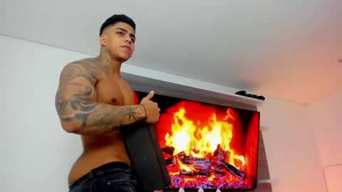 Snapshot of stefan_macallan chatting on April 2026 04:04:02 AM Macallan online show from April 2026 04:04:02 AM