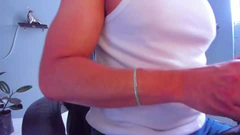 Snapshot of stefann_salvatore chatting on March 2026 06:24:02 PM Stefann Salvatore online show from March 2026 06:24:02 PM