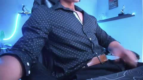 Snapshot of stefann_salvatore chatting on April 2026 01:42:02 AM Stefann Salvatore online show from April 2026 01:42:02 AM