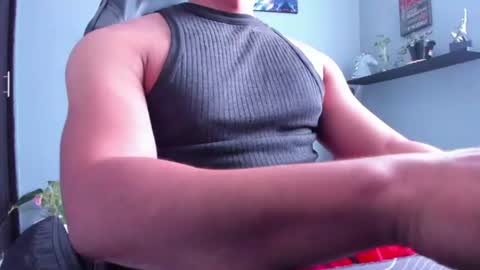 Snapshot of stefann_salvatore chatting on June 2026 06:34:02 PM Stefann Salvatore online show from June 2026 06:34:02 PM