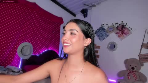 Im MiaIts my first day here  online show from February 2025 01:02:01 AM