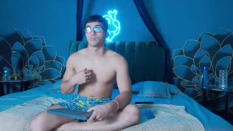 Stefano online show from November 2025 12:26:01 PM