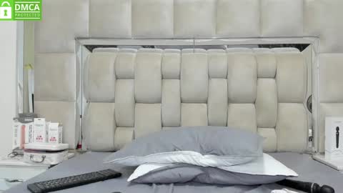 Stefany online show from March 2025 11:00:02 PM