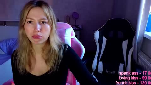 Snapshot of stefany_and_bettany chatting on November 2025 10:45:02 AM stefany_and_bettany online show from November 2025 10:45:02 AM
