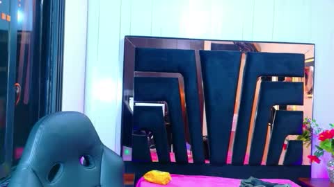 Snapshot of stefany_piink chatting on March 2026 12:11:01 PM stefany piink online show from March 2026 12:11:01 PM