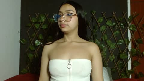 Stefanny lopez online show from December 2024 05:48:01 AM