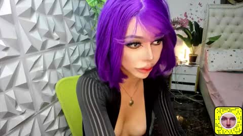 Snapshot of stefanylangkat chatting on November 2025 08:31:01 AM Jane online show from November 2025 08:31:01 AM