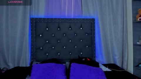 Snapshot of steff_olsen chatting on February 2025 12:19:01 PM steff_olsen online show from February 2025 12:19:01 PM