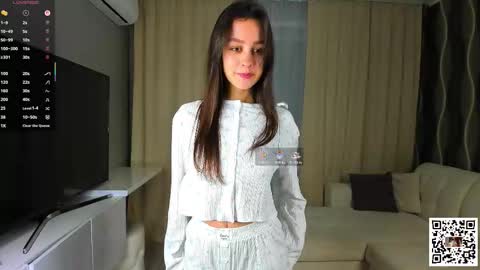 Snapshot of steffanimor chatting on September 2025 04:17:01 PM Becky steff online show from September 2025 04:17:01 PM