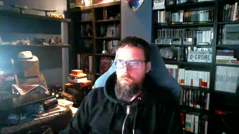 MeStef online show from April 2026 07:23:02 PM