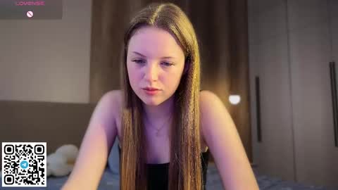 STEFI  Streams every day from 10 PM GTM1  online show from May 2026 03:23:02 AM