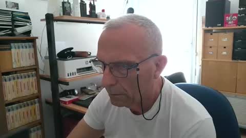 Snapshot of stefi444466 chatting on April 2026 09:45:02 AM stefi444466 online show from April 2026 09:45:02 AM