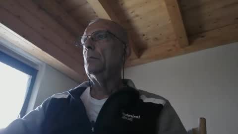 Snapshot of stefi444466 chatting on April 2026 06:38:02 AM stefi444466 online show from April 2026 06:38:02 AM