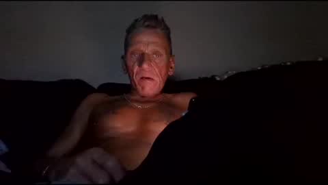 Snapshot of stefy1037 chatting on March 2026 05:00:02 AM stefy1037 online show from March 2026 05:00:02 AM