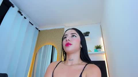 Steisy online show from December 2025 02:03:01 PM