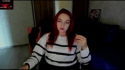 Snapshot of stella__cox chatting on January 2025 09:26:01 AM Stella Cox online show from January 2025 09:26:01 AM