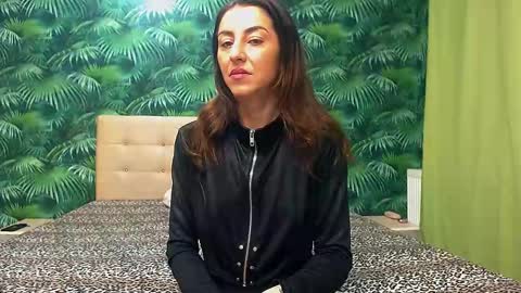 Stella John online show from January 2025 03:31:01 AM