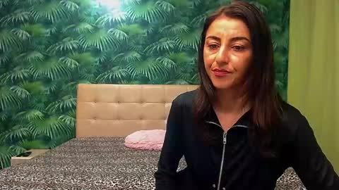 Stella John online show from February 2025 05:35:02 AM