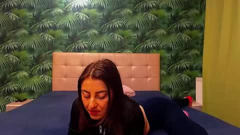 Stella John online show from February 2025 04:43:01 AM