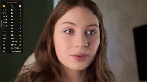 Stella online show from September 2025 09:00:02 AM