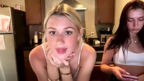 Snapshot of stella_rose20 chatting on April 2026 08:57:02 PM Stella Rose online show from April 2026 08:57:02 PM