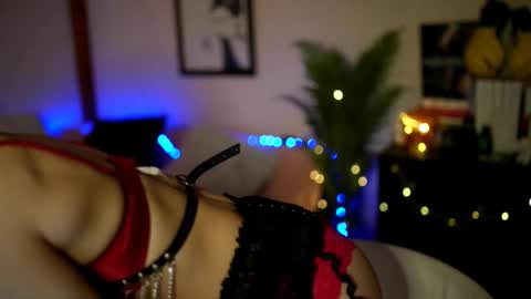 Stella online show from December 2025 09:47:02 AM