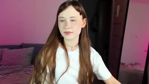 stella_sunny online show from October 2025 01:39:02 AM