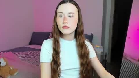 stella_sunny online show from October 2025 06:08:02 PM